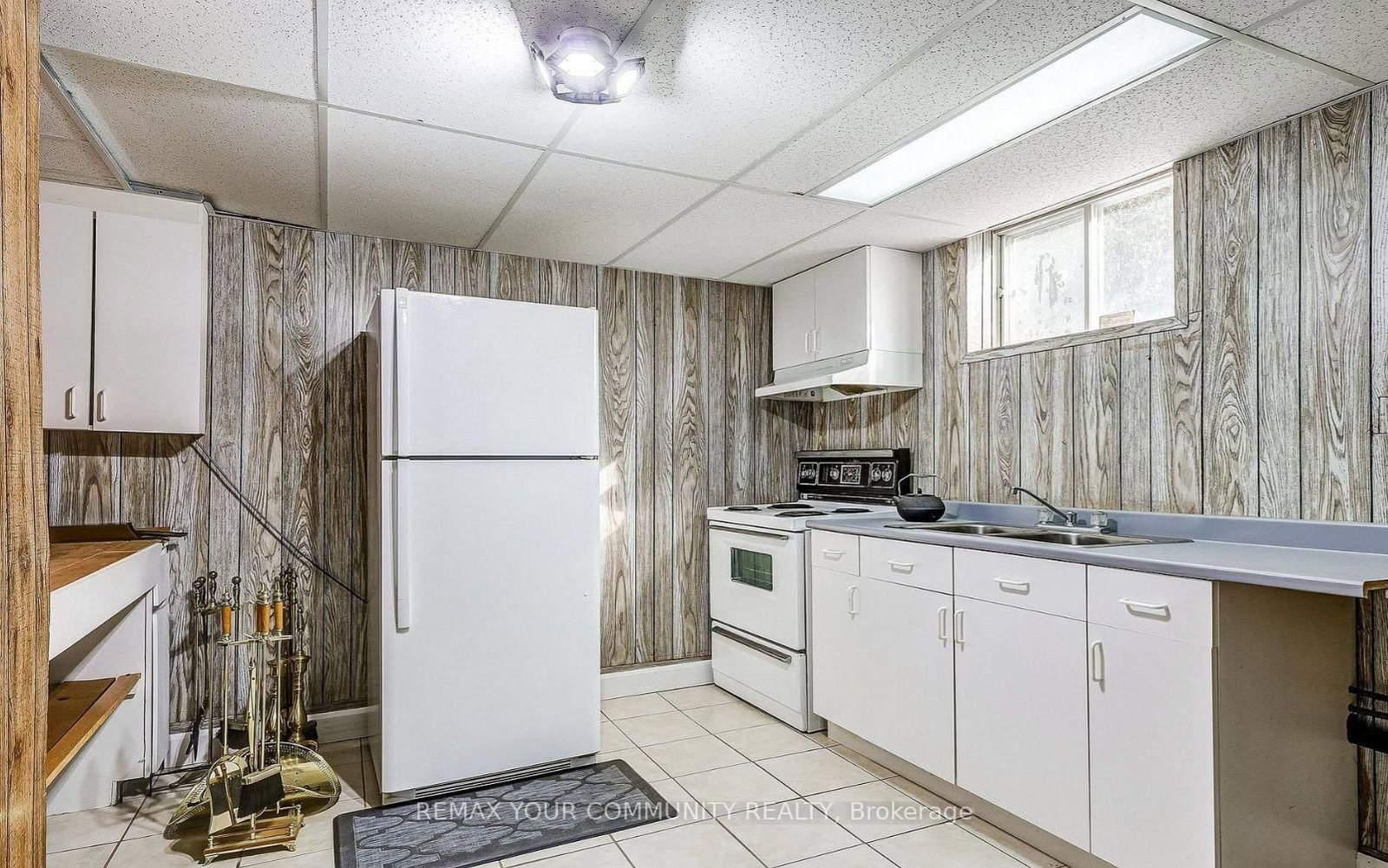 Detached House for sale at 37 Mackay Drive, Richmond Hill, Ontario, L4C 6N9 - South Richvale - MLS: N12750320