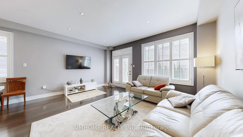 18 Bristlewood Cres E, Vaughan, L4J 0H4 | Image 3