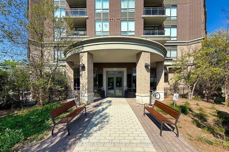 530 - 540 Bur Oak Ave, Markham, L6C 0Y2 | Image 2