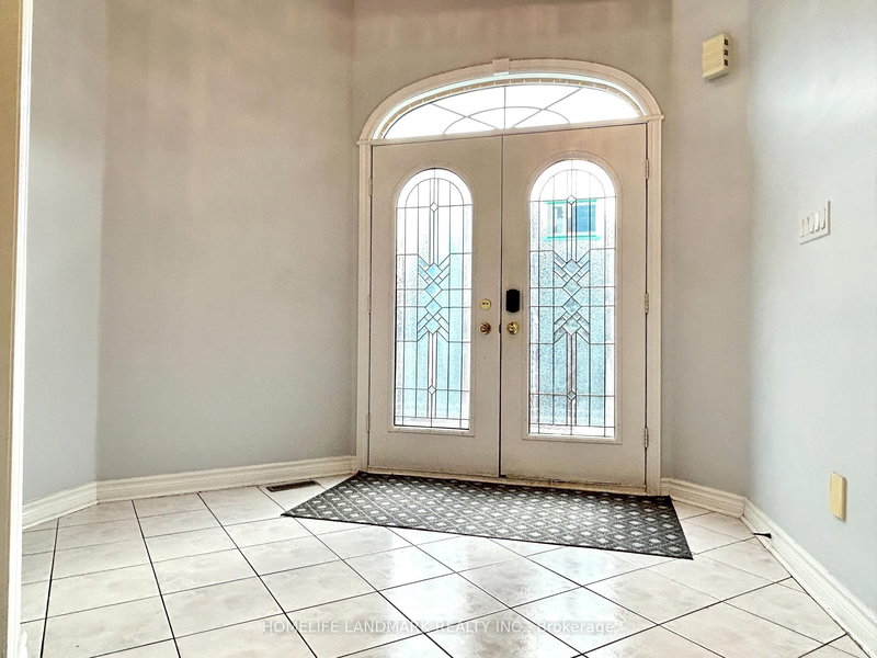 72 Avro Rd, Vaughan, L6A 1Y3 | Image 3