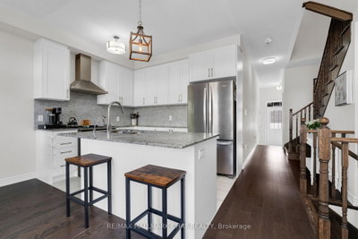 46 Clifford Crescent — photo 6