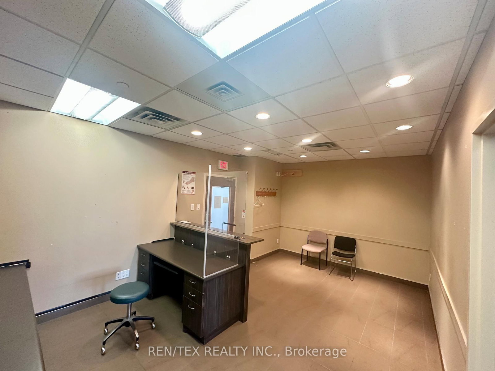 4600 Highway 7, Unit 170 - Photo 4