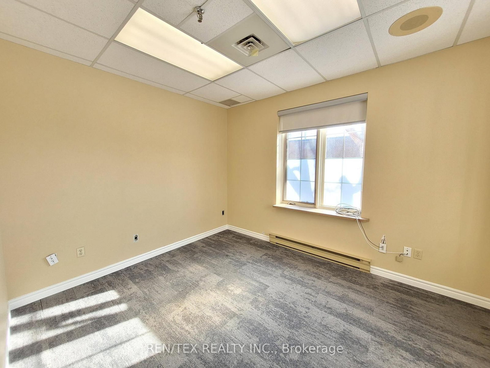 4600 Highway 7, Unit 105 - Photo 11