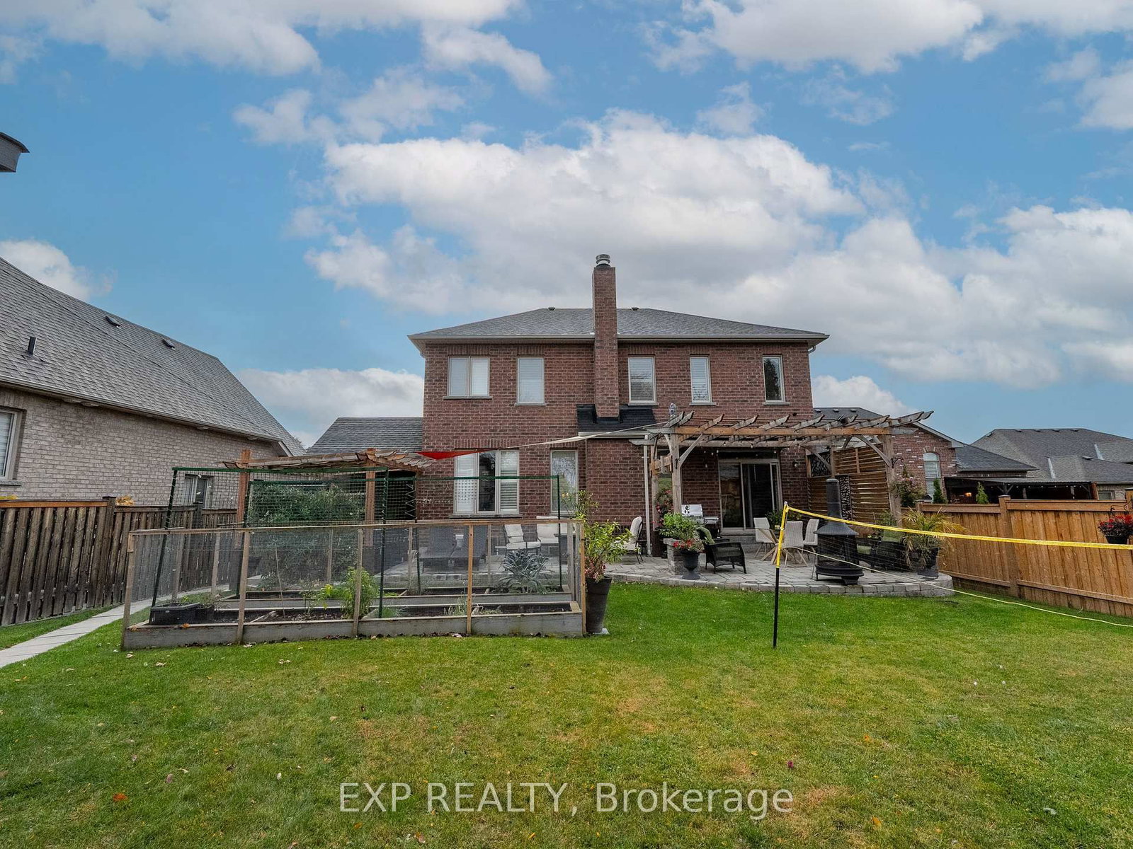 Detached House for sale at 44 Philson Court, Innisfil, Ontario, L0L 1L0 - Cookstown - MLS: N12753388
