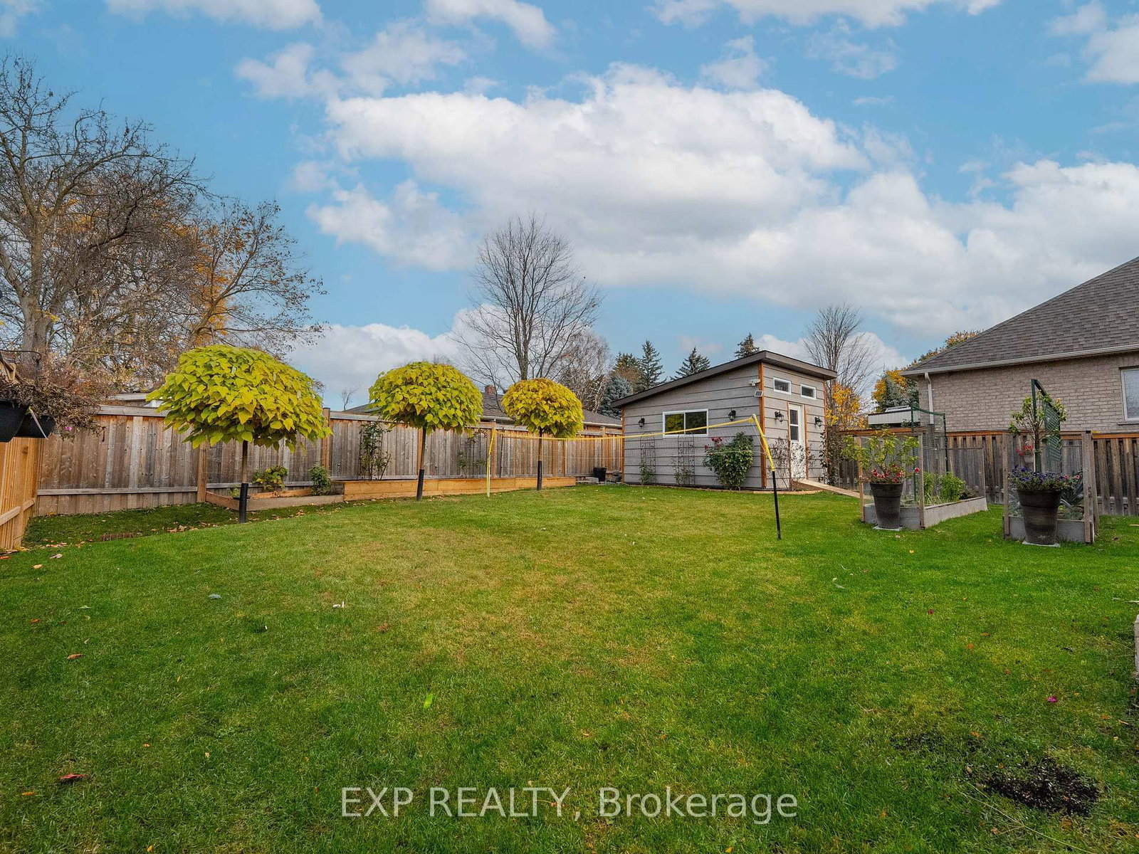 Detached House for sale at 44 Philson Court, Innisfil, Ontario, L0L 1L0 - Cookstown - MLS: N12753388