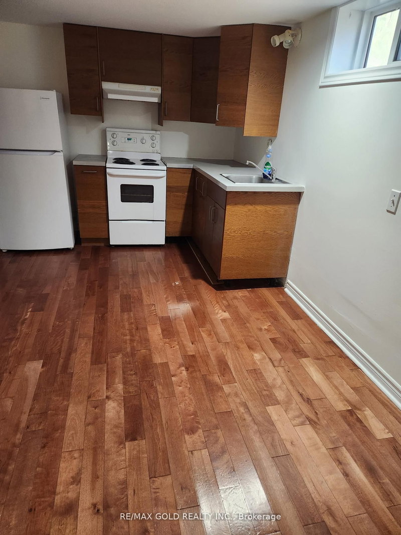 (Bsmt) - 417 Taylor Mills Dr N, Richmond Hill, L4C 2V1 | Image 3