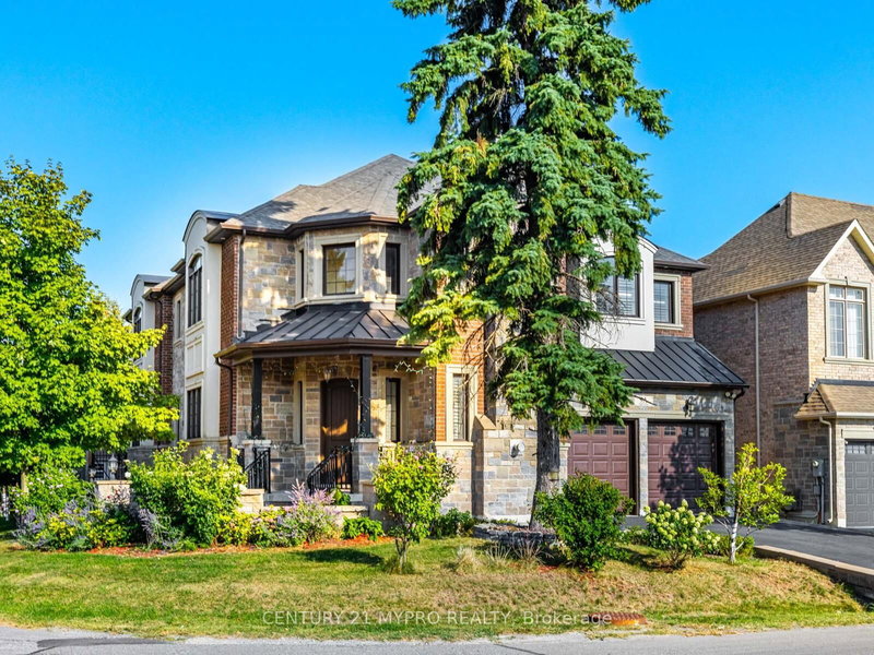 9A Anglin Dr, Richmond Hill, L4E 3M5 | Image 2