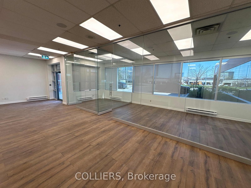 7 - 100 Leek Cres, Richmond Hill, L4B 3E6 | Image 3