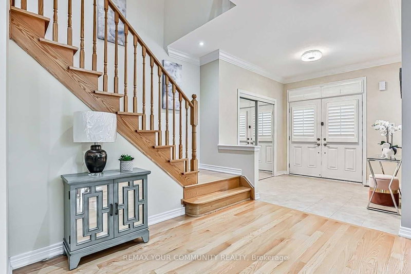 116 Sequin Dr, Richmond Hill, L4E 0L8 | Image 3