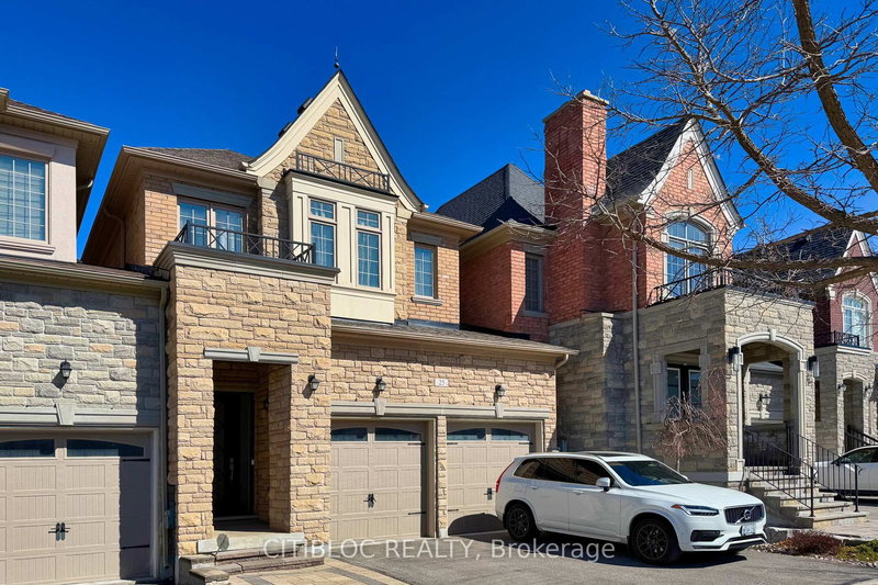 25 Claudview St, King, L7B 0C6 | Image 2