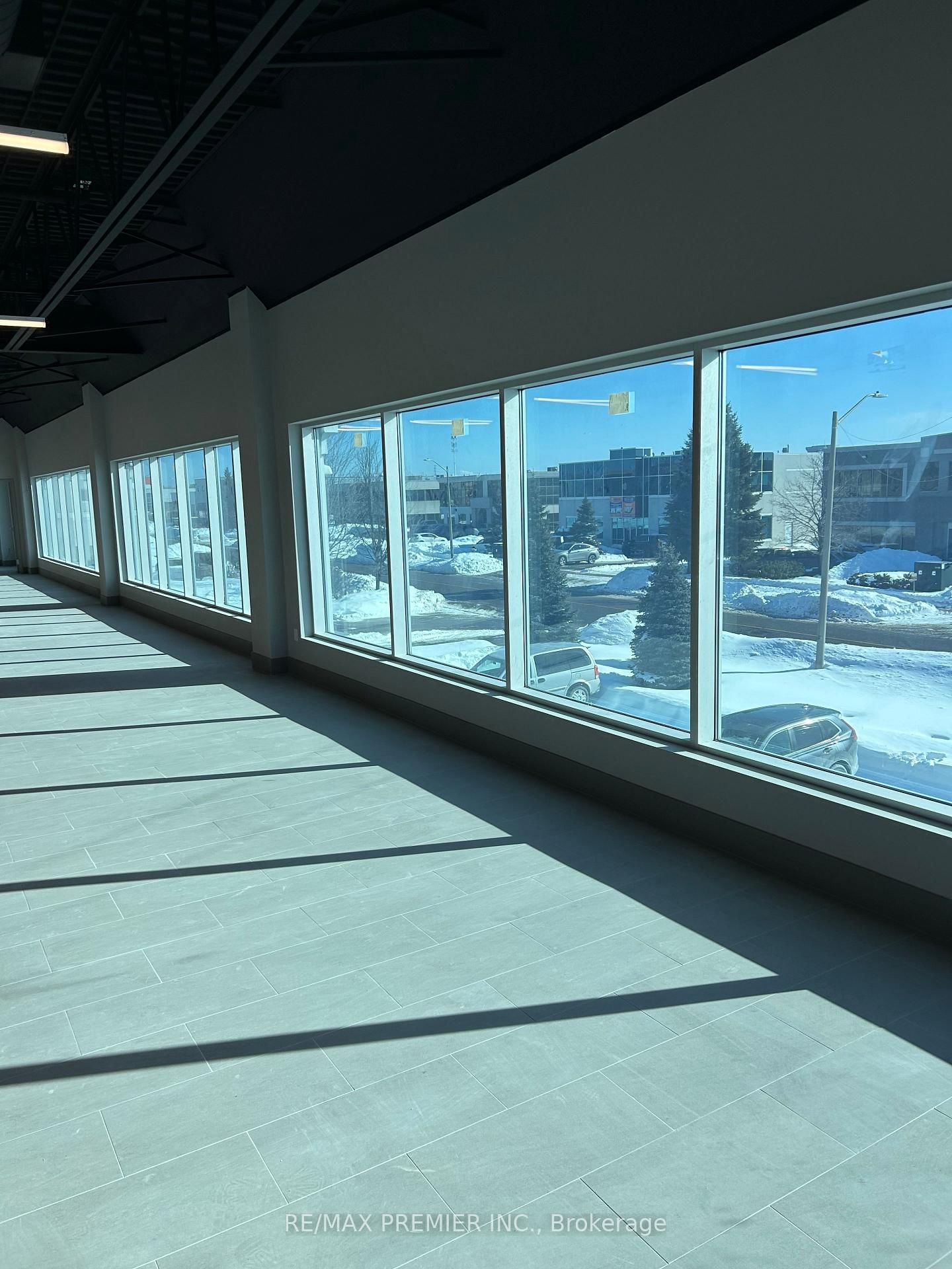 82 Romina Drive - Photo 4