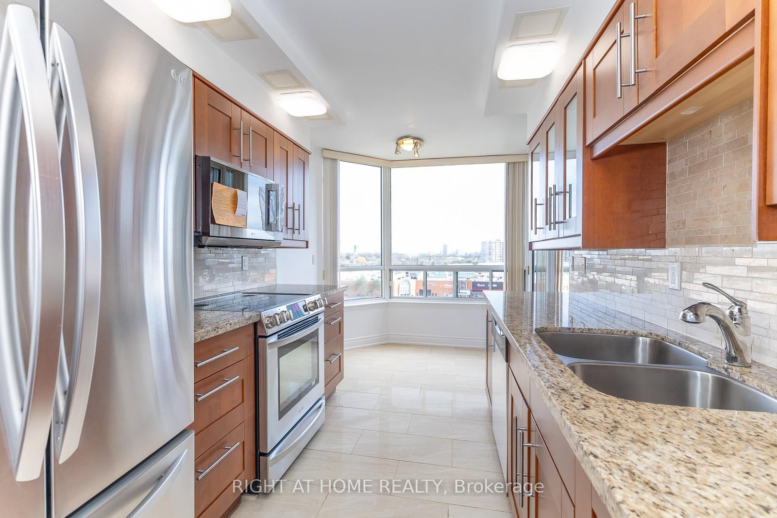 120 Promenade Circle, Unit 1001 - Photo 21