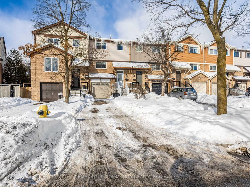 60 Dana Cres, Vaughan, L4J 2R5 | Image 2