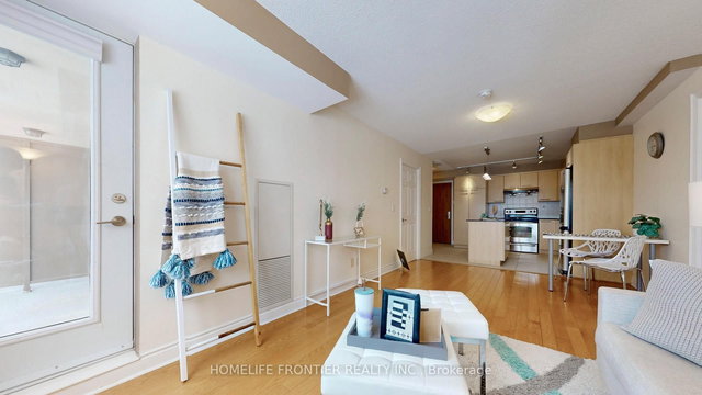 908 - 37 Galleria Parkway