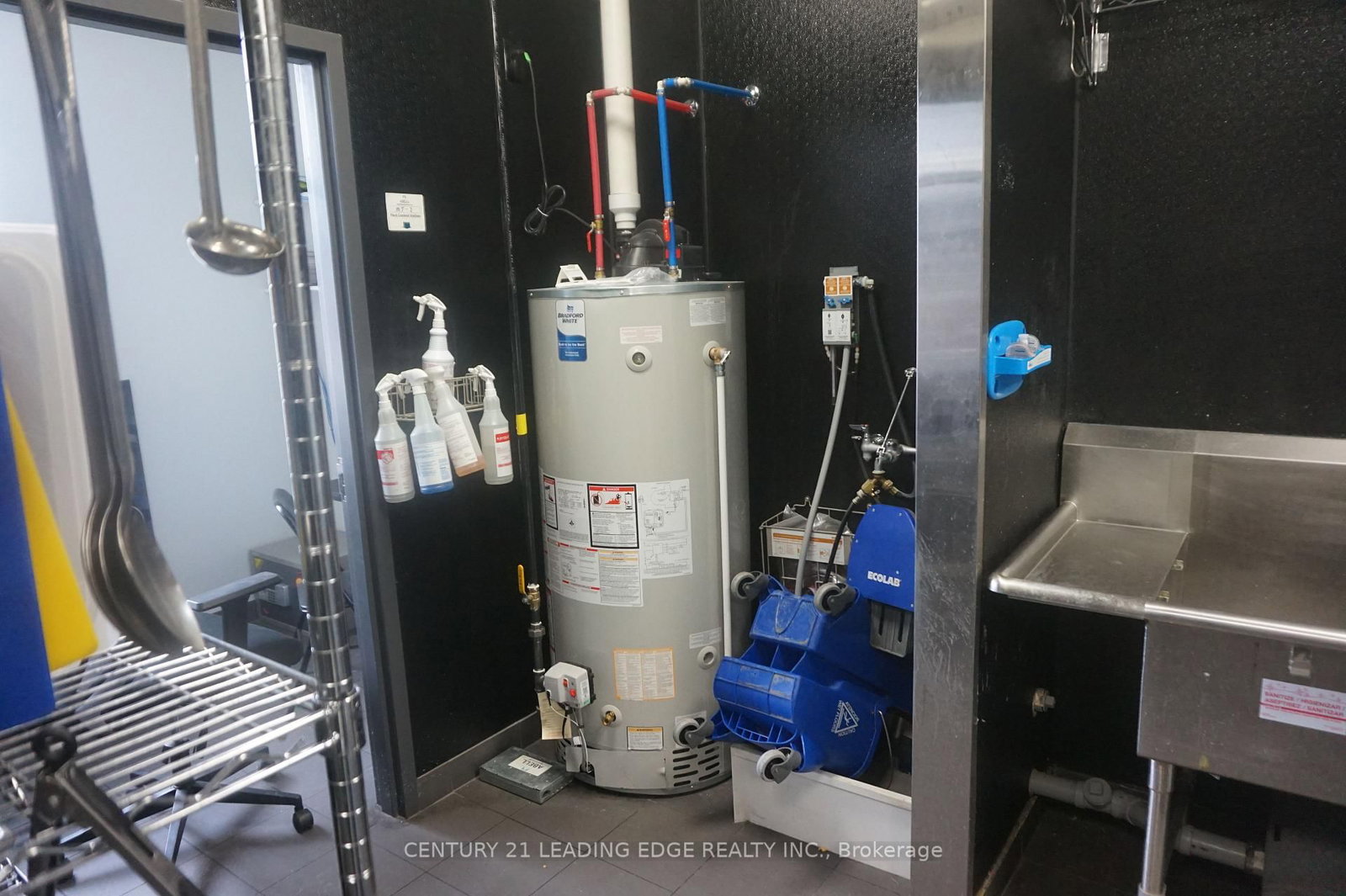 307 Toronto Street S, Unit 5 - Photo 16