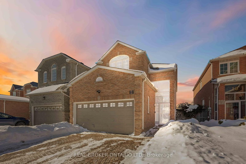 8 Medley Cres, Markham, L3S 4M8 | Image 3