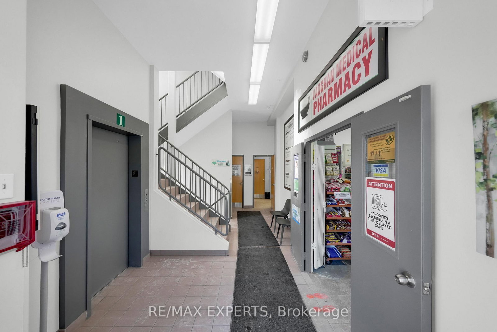 10083 Keele Street, Unit 201 - Photo 16