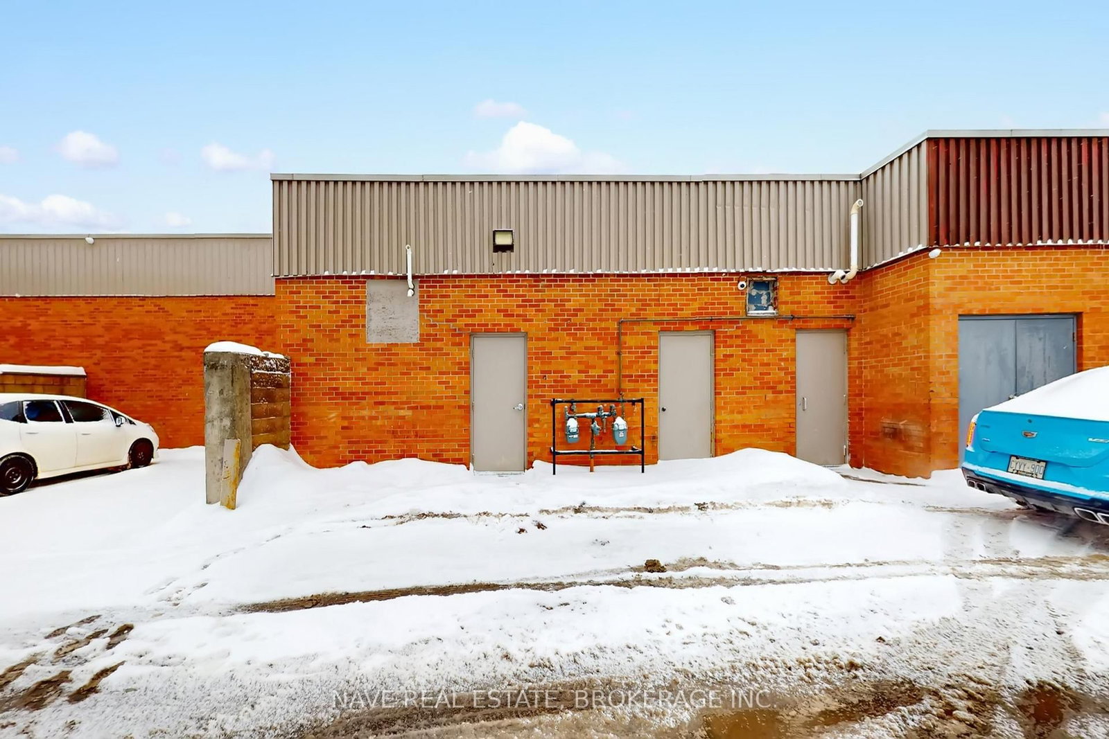 16925 Yonge Street, Unit 14 - Photo 29