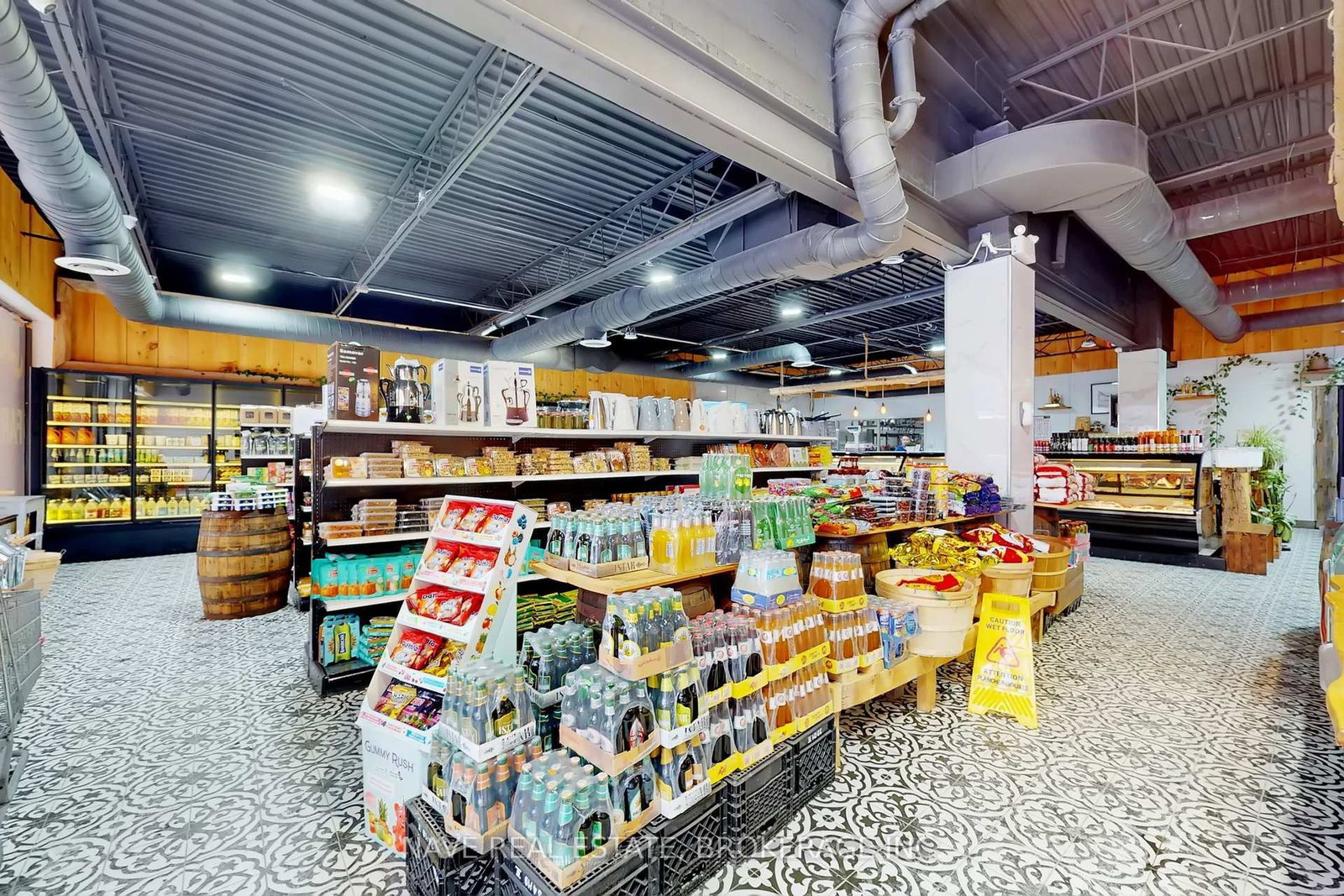 16925 Yonge Street, Unit 14 - Photo 5