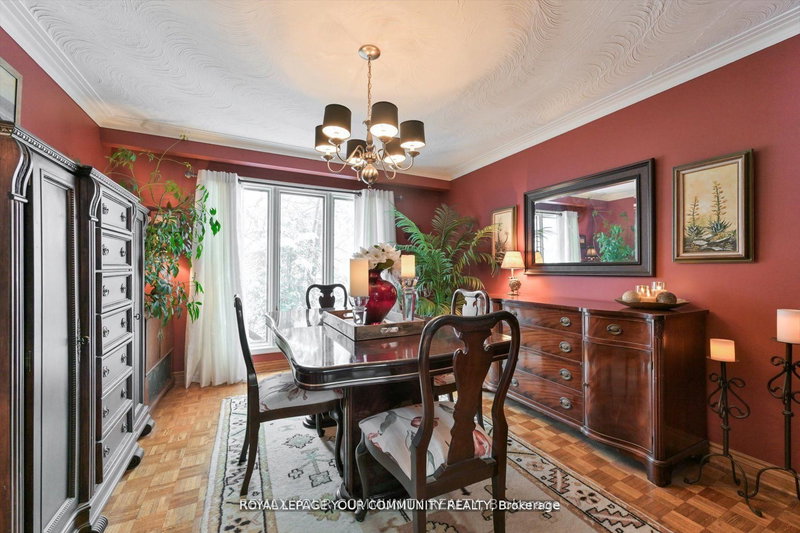 247 Harris Ave, Richmond Hill, L4E 3M3 | Image 3