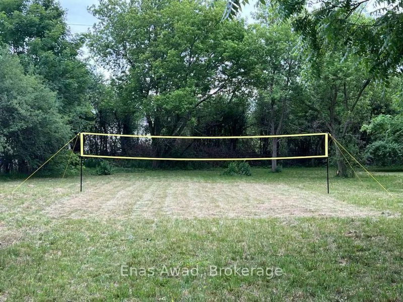 1610 19th Ave, Richmond Hill, L4E 3R9 | Image 3