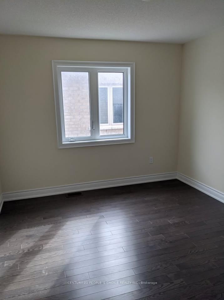 Upper - 368 Kirkham Dr, Markham, L3S 0E4 | Image 3