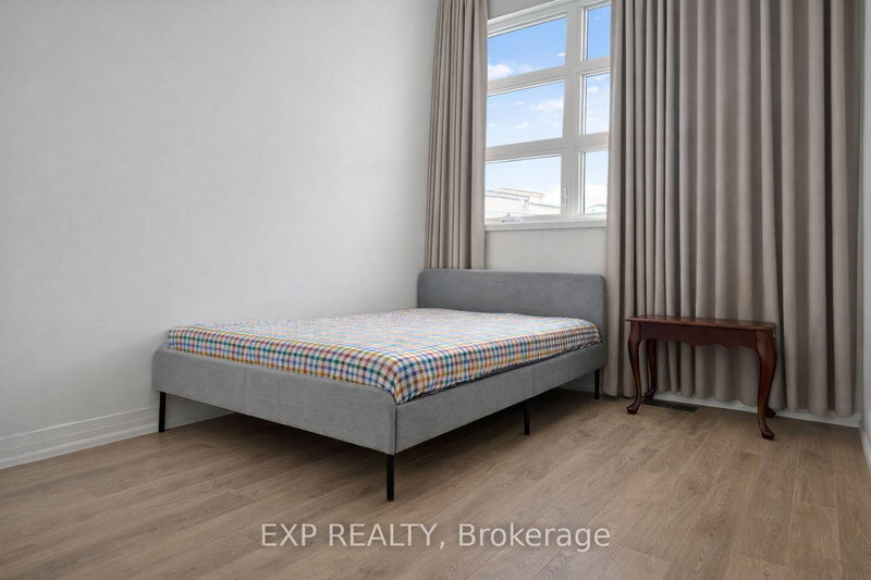 27 Albert Firman Lane, Markham, L6C 2V6 | Image 2