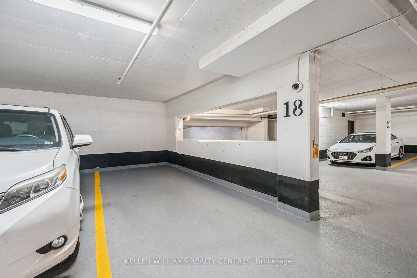 Condo for sale at 902-9245 Jane Street, Vaughan, Ontario, L6A 0J9 - Maple - MLS: N12768106