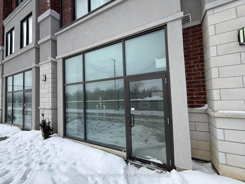 6 - 200 Dissette St, Bradford West Gwillimbury, M3Z 3G8 | Image 2