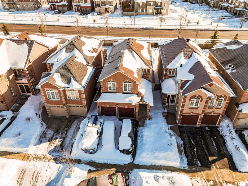 21 Summerlea St, Markham, L3S 4H6 | Image 2