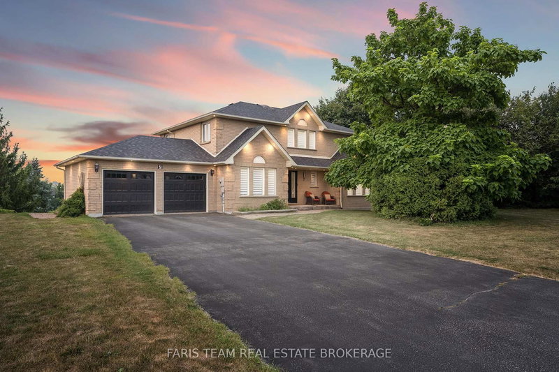 7 Golfview Blvd, Bradford West Gwillimbury, L3Z 2A6 | Image 2