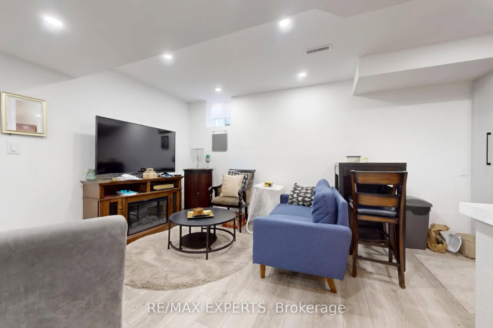 26 Buttonleaf Crescent, Unit BASEMENT - Photo 5