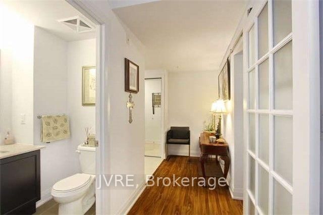 12 Woodstream Blvd photo 4
