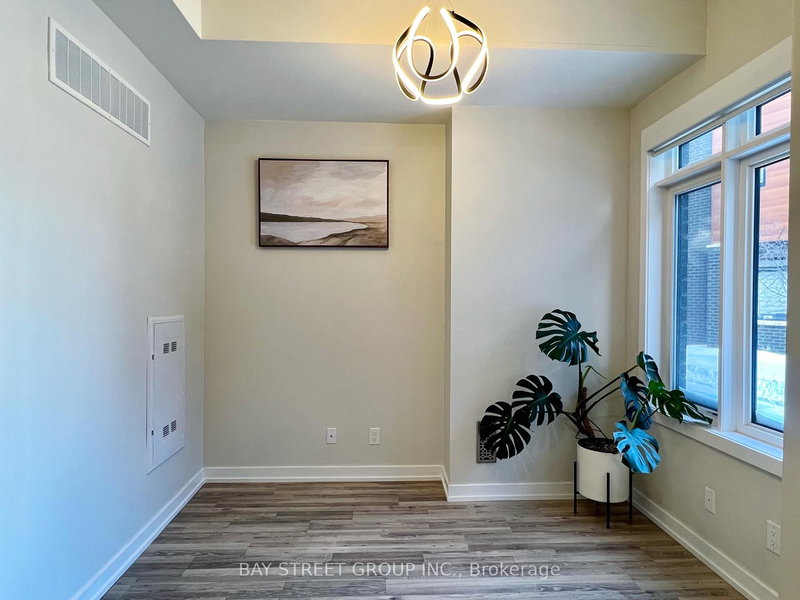 13 - 370 Red Maple Rd, Richmond Hill, L4C 5T4 | Image 3