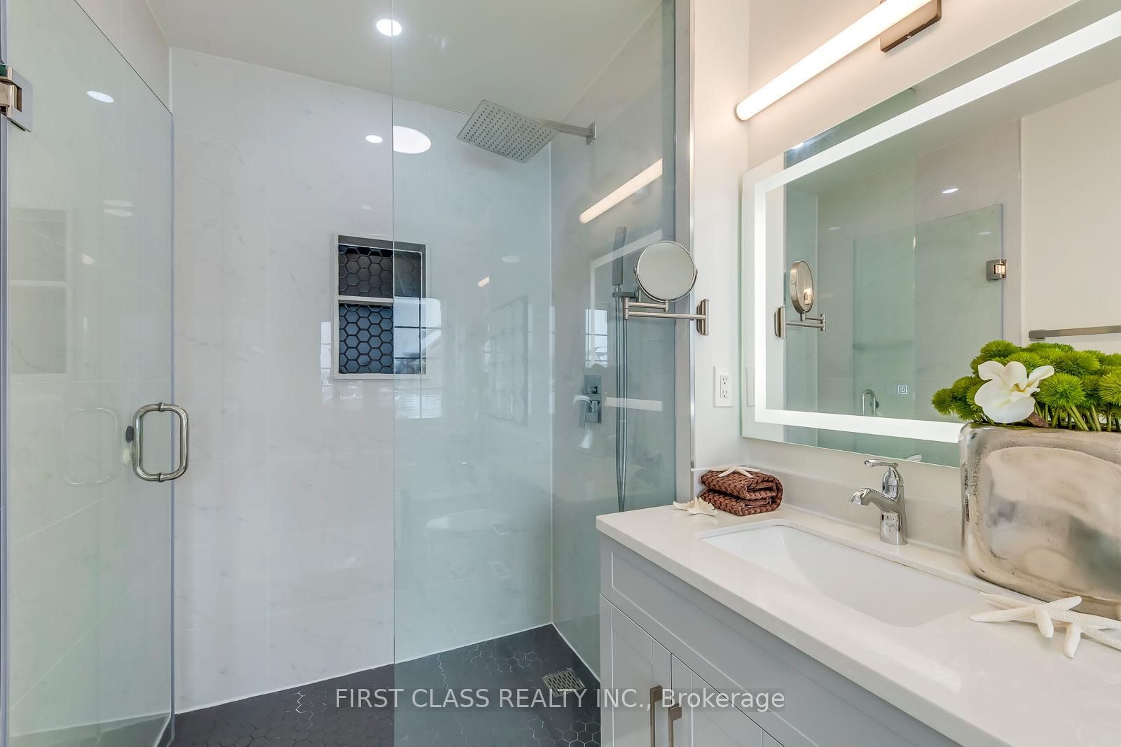 Townhouse for sale at 2987 Bur Oak Avenue, Markham, Ontario, L6B 1E3 - Cornell - MLS: N12770184