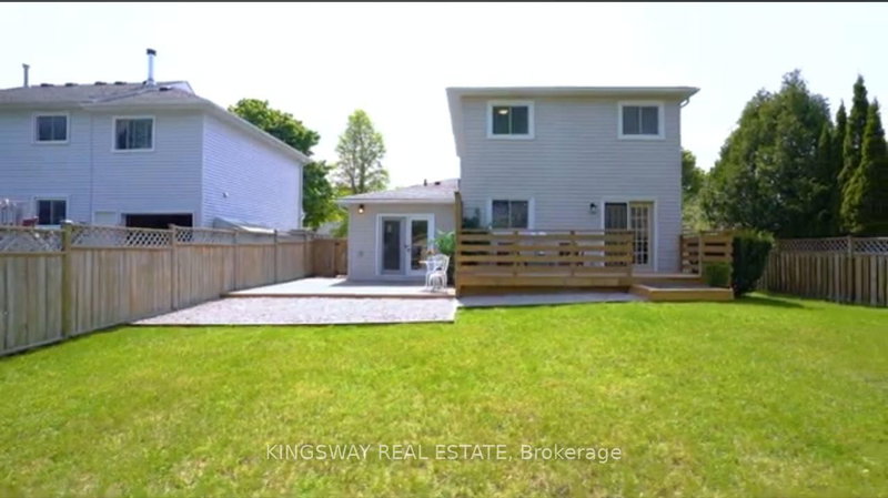 2-945 Vance Cres, Innisfil, L9S 1V5 | Image 3