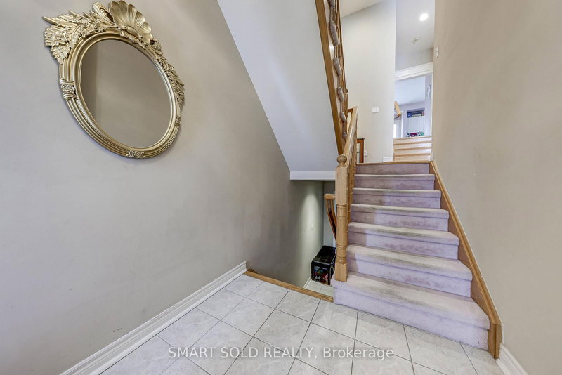 84 - 190 Harding Blvd W, Richmond Hill, L4C 0J9 | Image 3