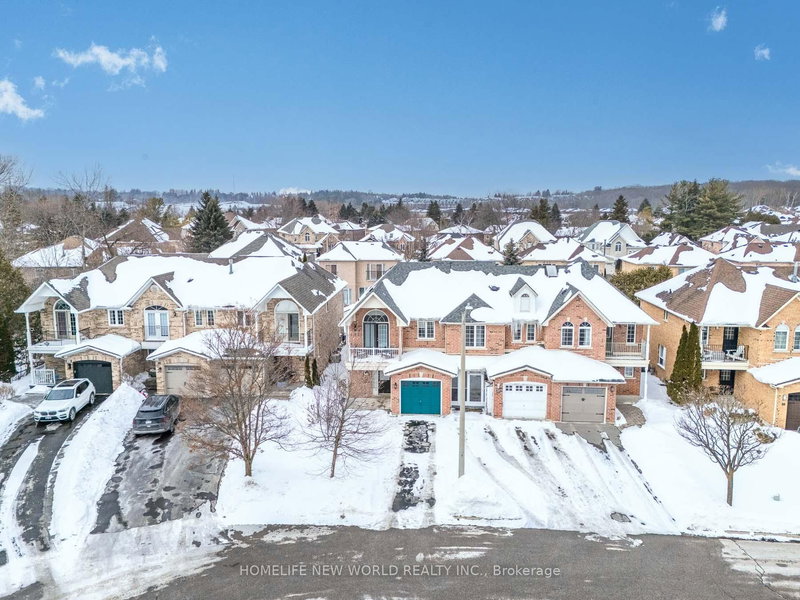 26 Cape Breton Crt, Richmond Hill, L4E 3W4 | Image 3