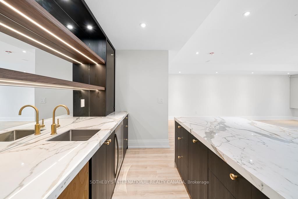 82 Donhill Crescent - Photo 47