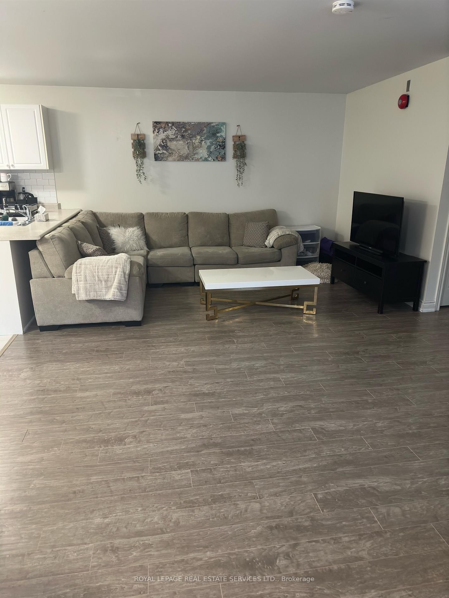 10055 Keele Street, Unit 205 - Photo 8