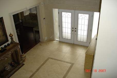 75 Frybrook Cres, Richmond Hill, L4B4B9 | Image 3