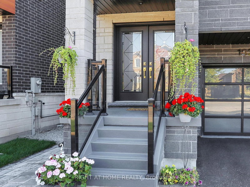 163 Lebovic Campus Dr, Vaughan, L6A 5A1 | Image 2