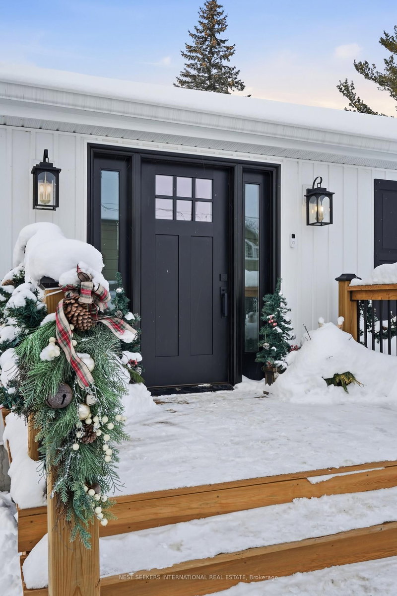 920 Barry Ave, Innisfil, L0L 1W0 | Image 3