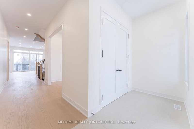85 Post Oak Dr, Richmond Hill, L4E 4G9 | Image 3