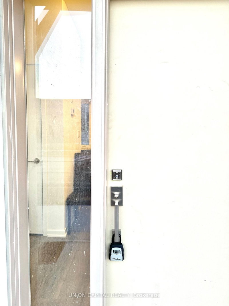 TH176 - 31 Mable Smith Way W, Vaughan, L4K 0N7 | Image 2