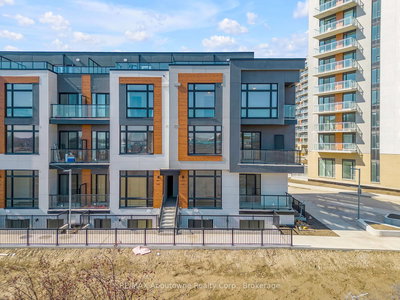 TH810 - 3 Steckley House Lane | Richmond Hill | Image