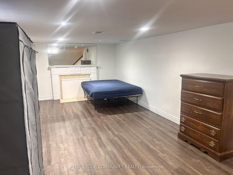 420 ELMWOOD Ave, Richmond Hill, L4C 1M3 | Image 3