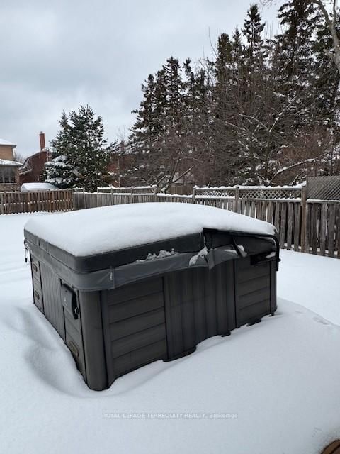 Detached House for sale at 78 Yongehurst Road, Richmond Hill, Ontario, L4C 3T2 - North Richvale - MLS: N12778370