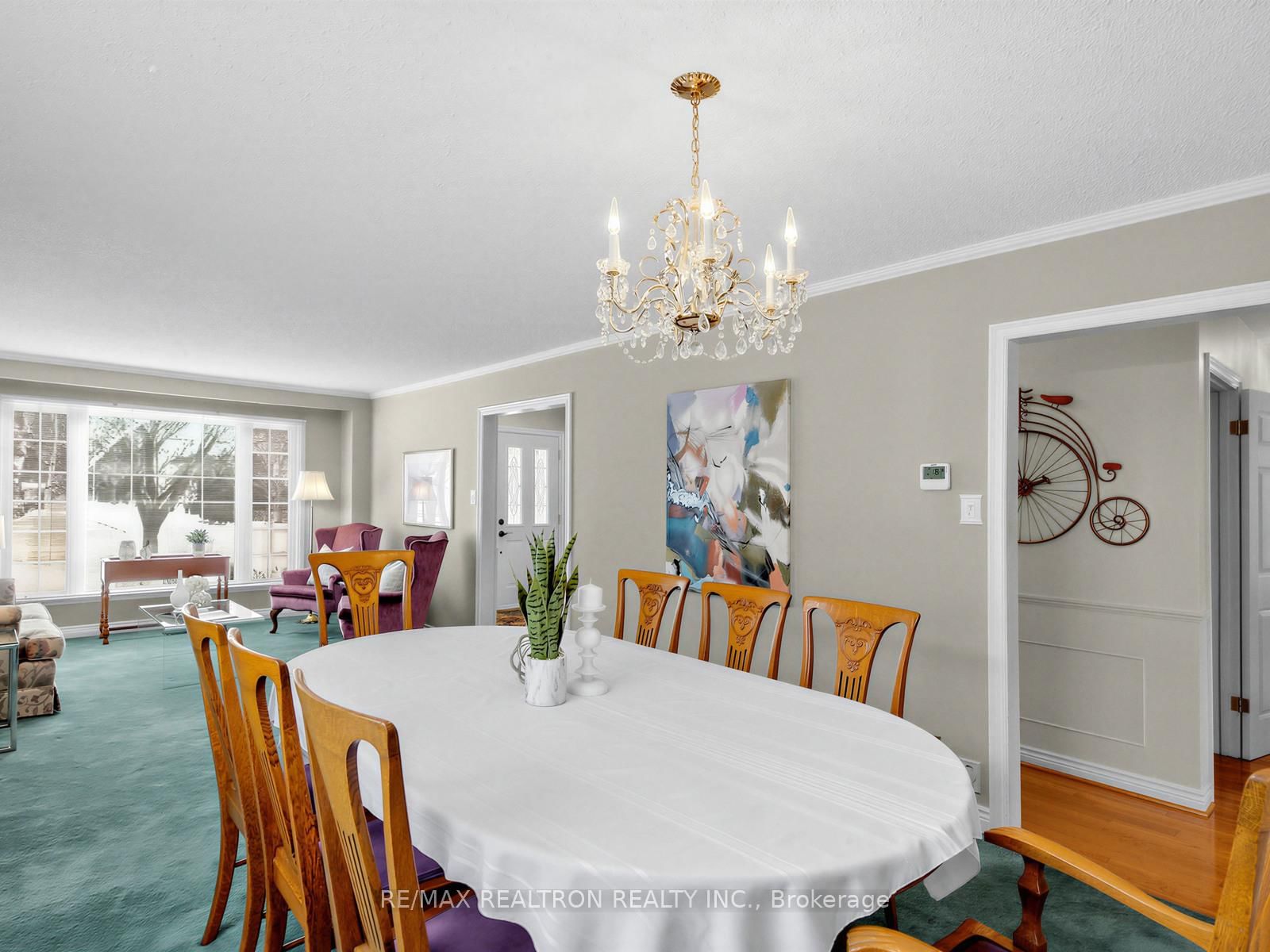 Detached House sold at 35 Sir Galahad Place, Markham, Ontario, L3P 3K7 - Markham Village - MLS: N12778752