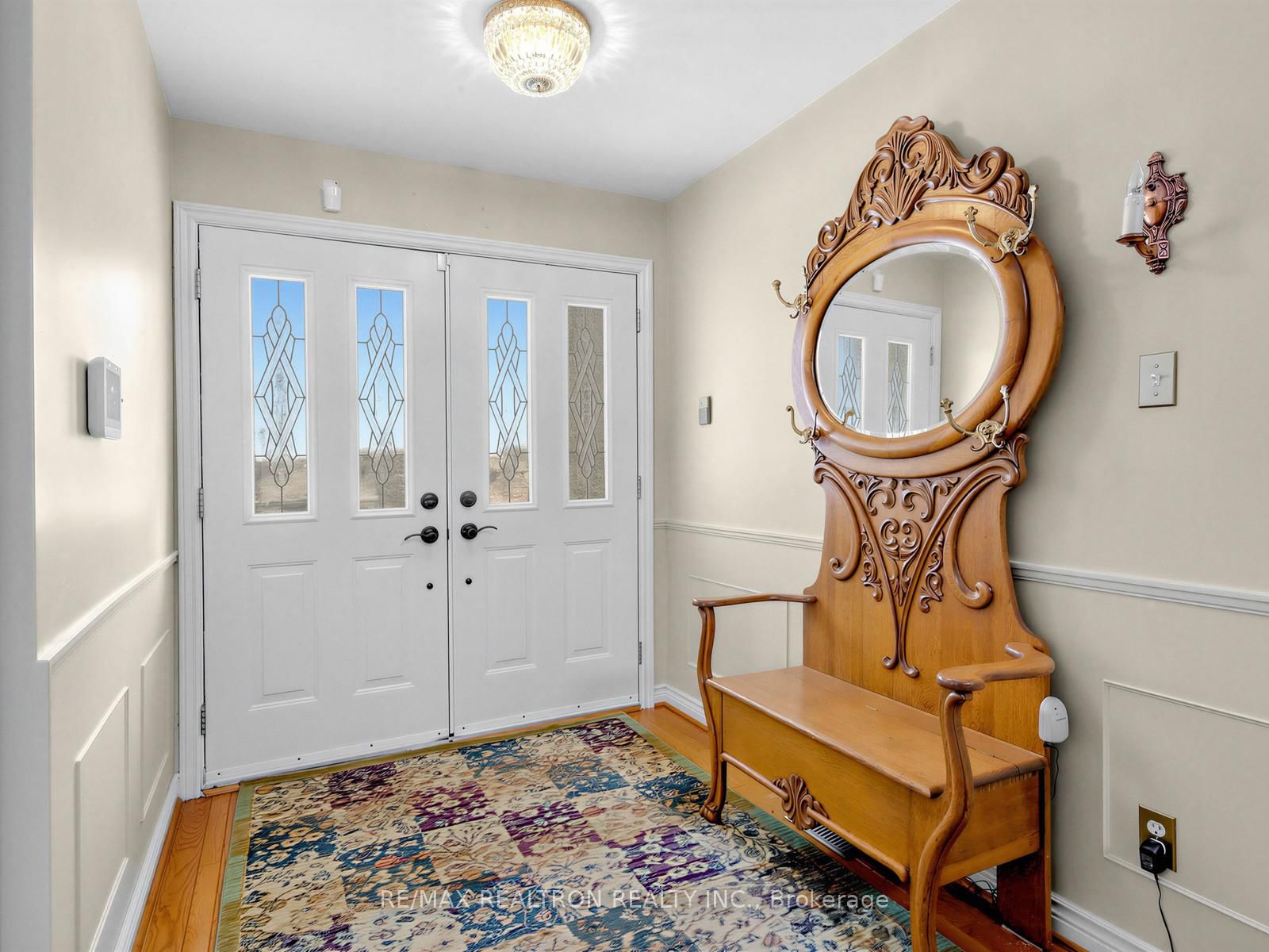 Detached House sold at 35 Sir Galahad Place, Markham, Ontario, L3P 3K7 - Markham Village - MLS: N12778752